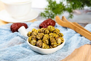 与时间的作文：珍惜时间，珍惜生命_关于珍惜时间 作文